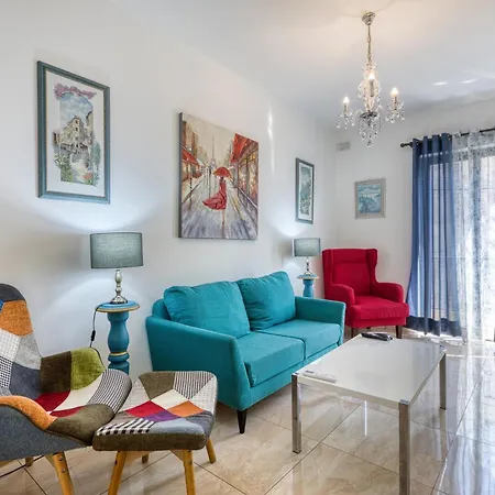 Spacious Maisonette With Terrace And Balconies, Marsaskala